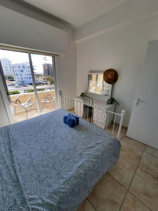 Sea-Esta Seaview Apartment Larnaca Exterior foto