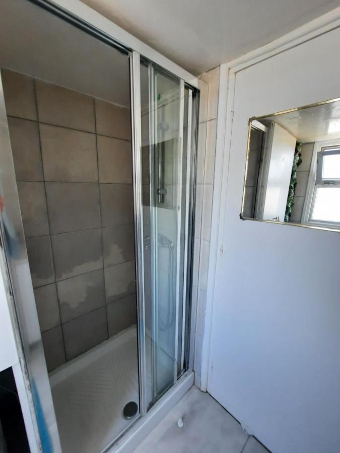 Sea-Esta Seaview Apartment Larnaca Exterior foto